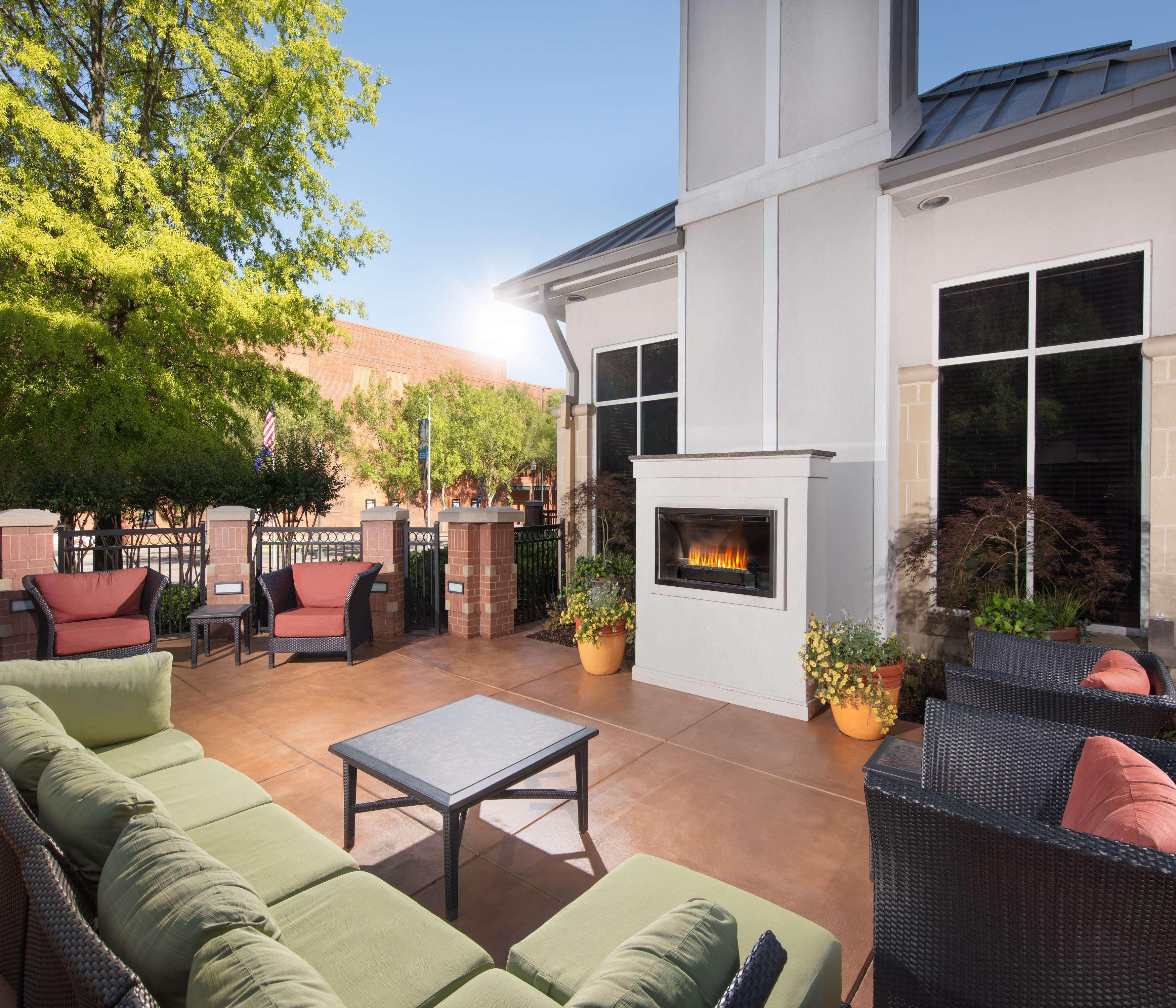 Hilton Garden Inn Chattanooga Downtown Esterno foto